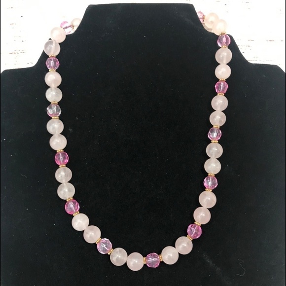 Pretty in Pink Necklace - Picture 1 of 5